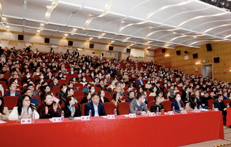 张素芬 监管部门对深圳注册会计师行业健康发展的重视与推动